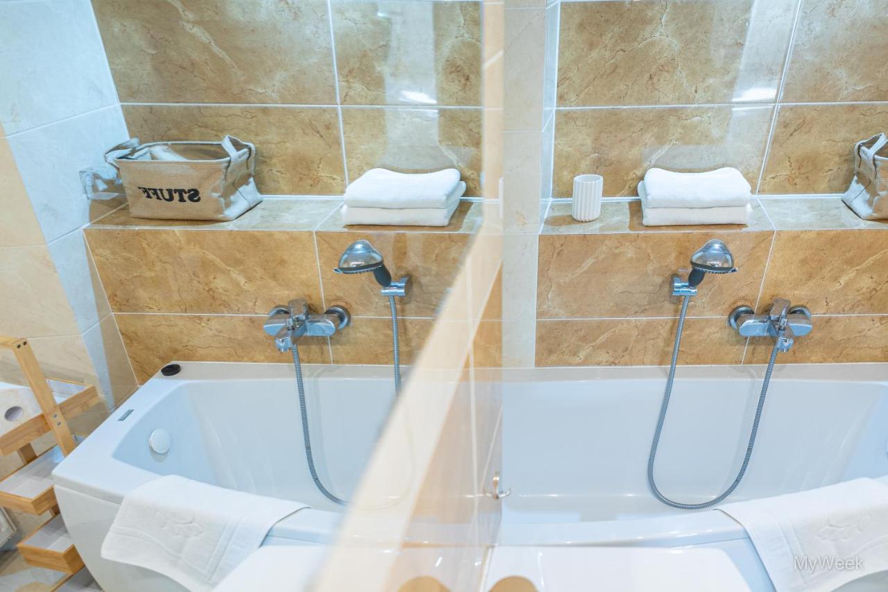 Apartament Z Historia, Klahra Myweek Ladek-Zdroj Luaran gambar
