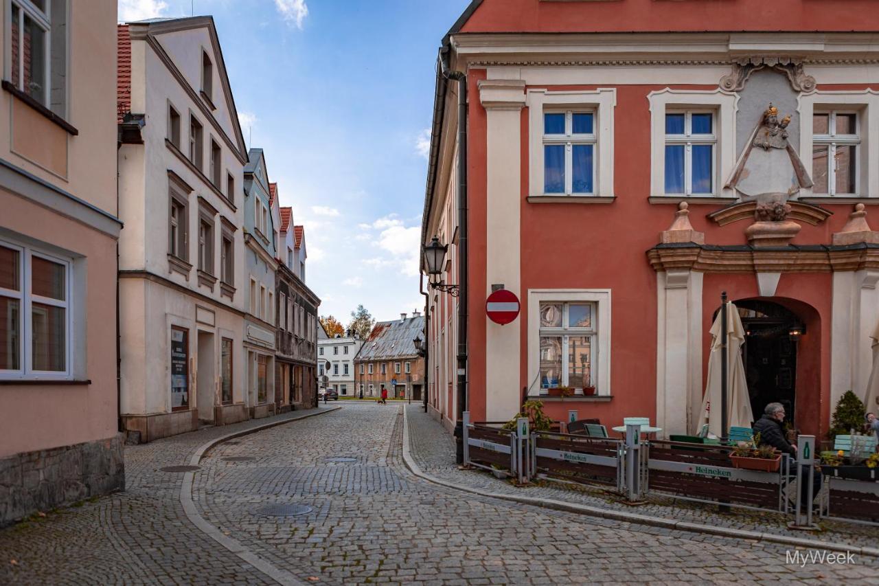 Apartament Z Historia, Klahra Myweek Ladek-Zdroj Luaran gambar